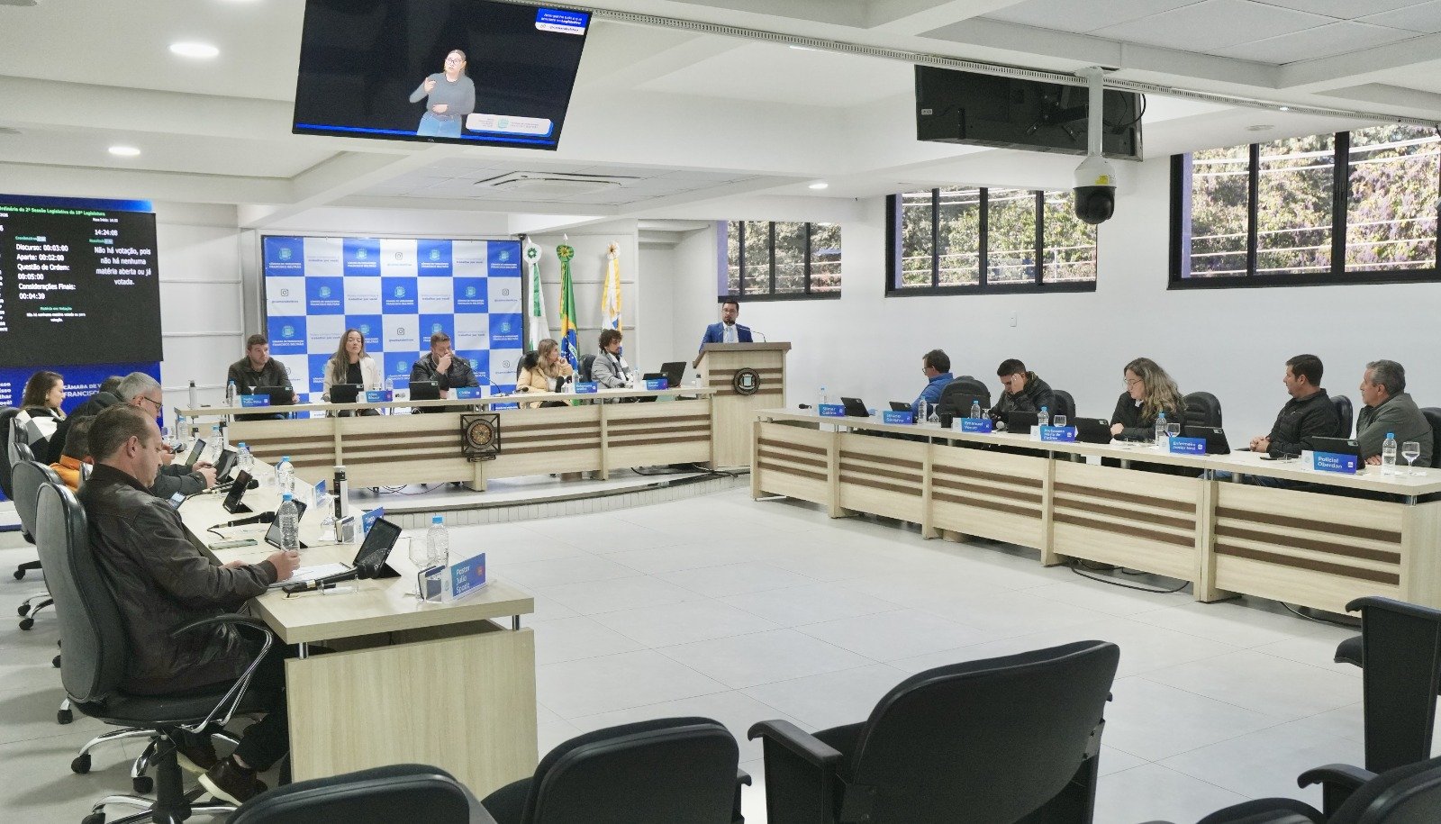 MUDANÇA NO SISTEMA DE COBRANÇA DA TAXA DE COLETA DE LIXO EM BELTRÃO TEM VOTAÇÃO ADIADA NA CÂMARA
